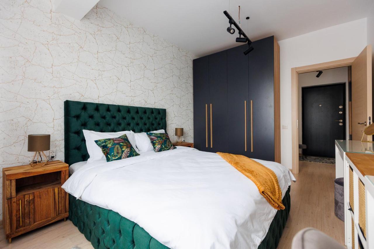 Touchdown Apartment Near Bucharest Airport Otopeni Exteriör bild