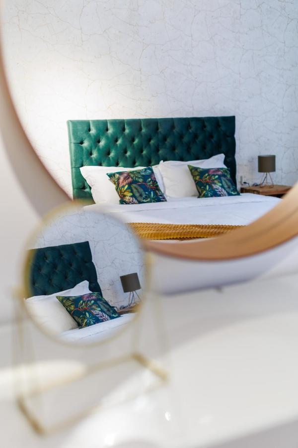 Touchdown Apartment Near Bucharest Airport Otopeni Exteriör bild